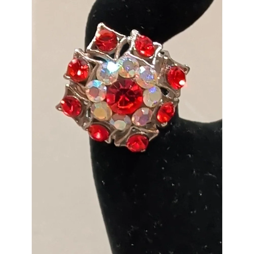Vintage Red Iridescent Glass Stone Cluster Cocktail Ring Silver Tone Adjustable
